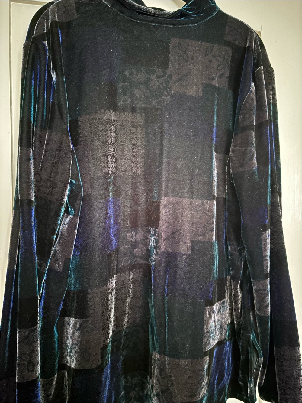 French Laundry Black Velvet Blazer with Iridescent Blue-Green Sheen - Picture 5 of 5